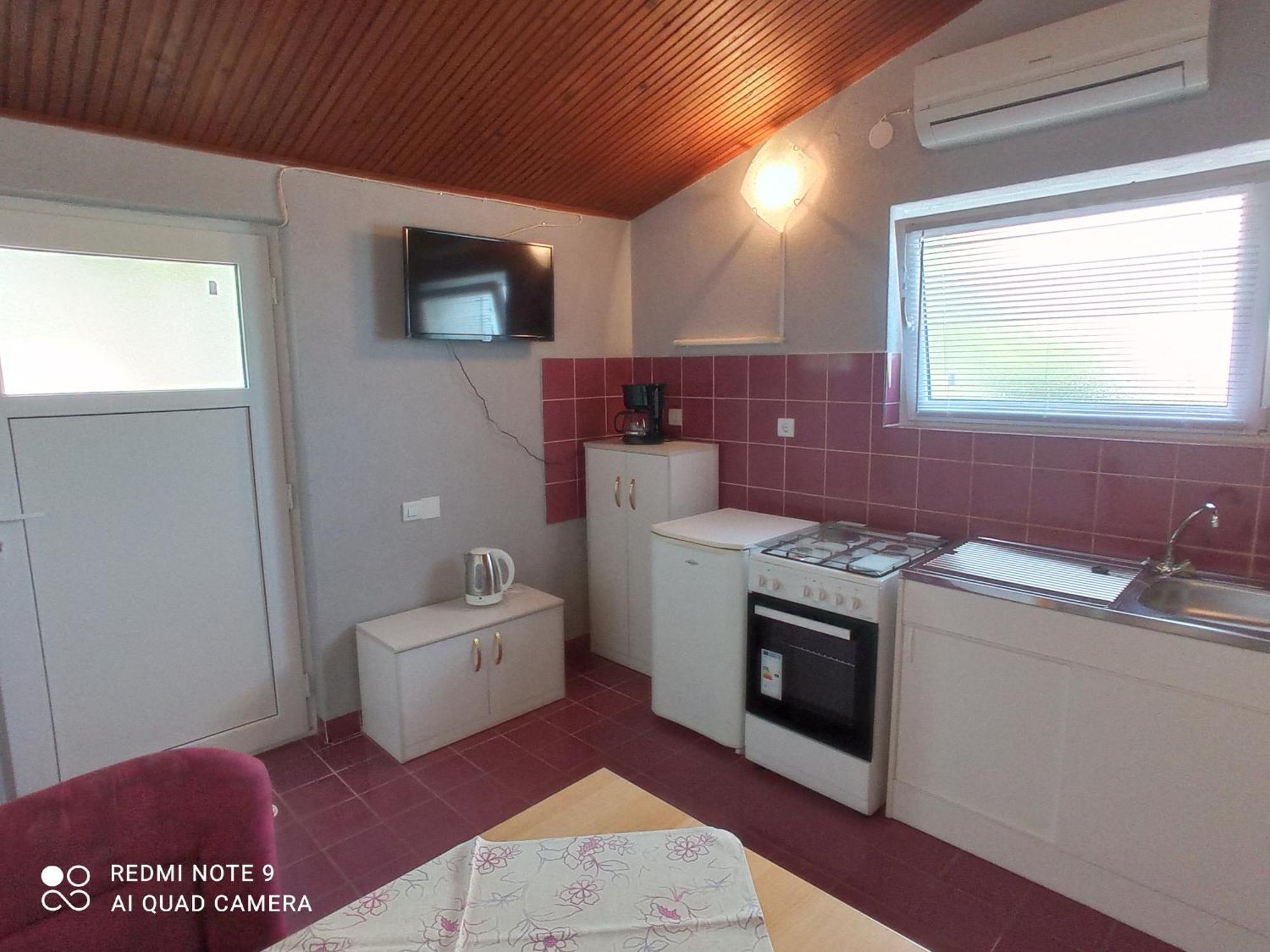 Studio Apartman เปรมันตูรา ภายนอก รูปภาพ