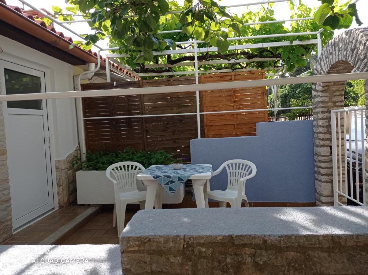 Studio Apartman เปรมันตูรา ภายนอก รูปภาพ