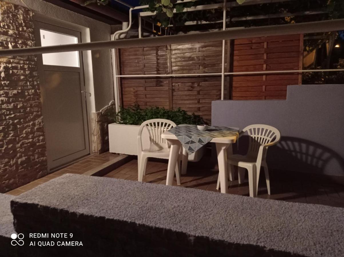 Studio Apartman เปรมันตูรา ภายนอก รูปภาพ